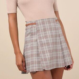 Lulus Grey/Beige Multi-colored Plaid Buckle Pleated Mini Skirt - XL